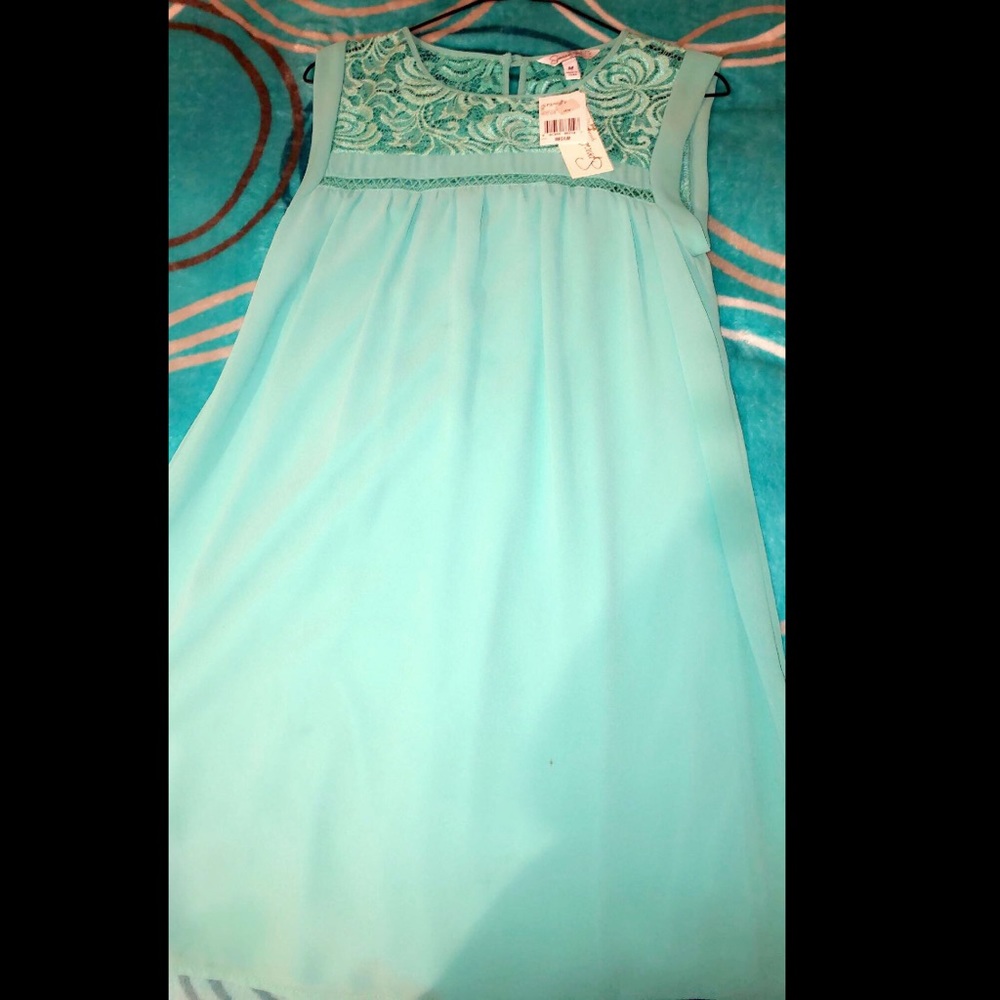 Never worn and won’t be worn